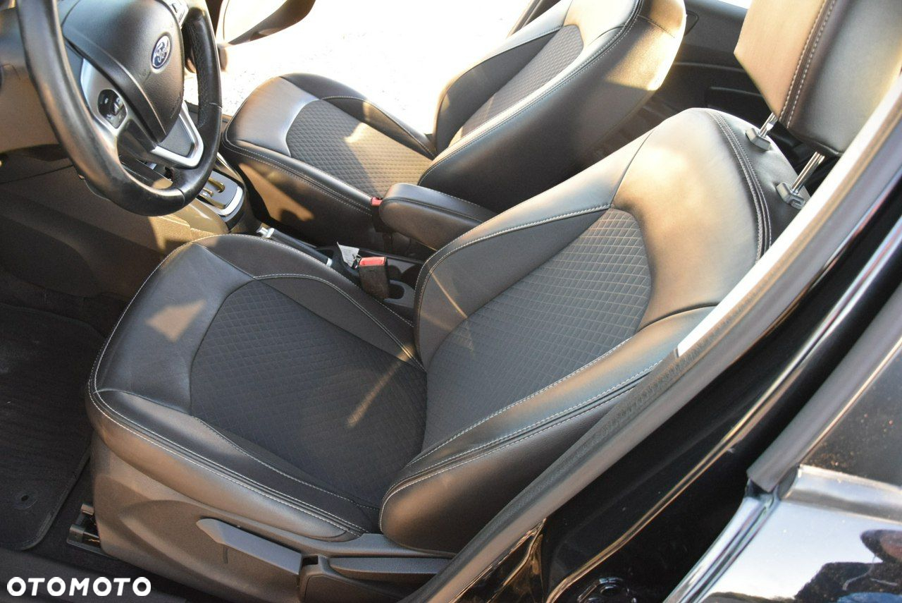 Ford EcoSport - 37