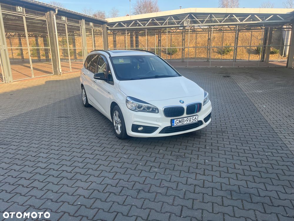 BMW Seria 2 218d xDrive - 2