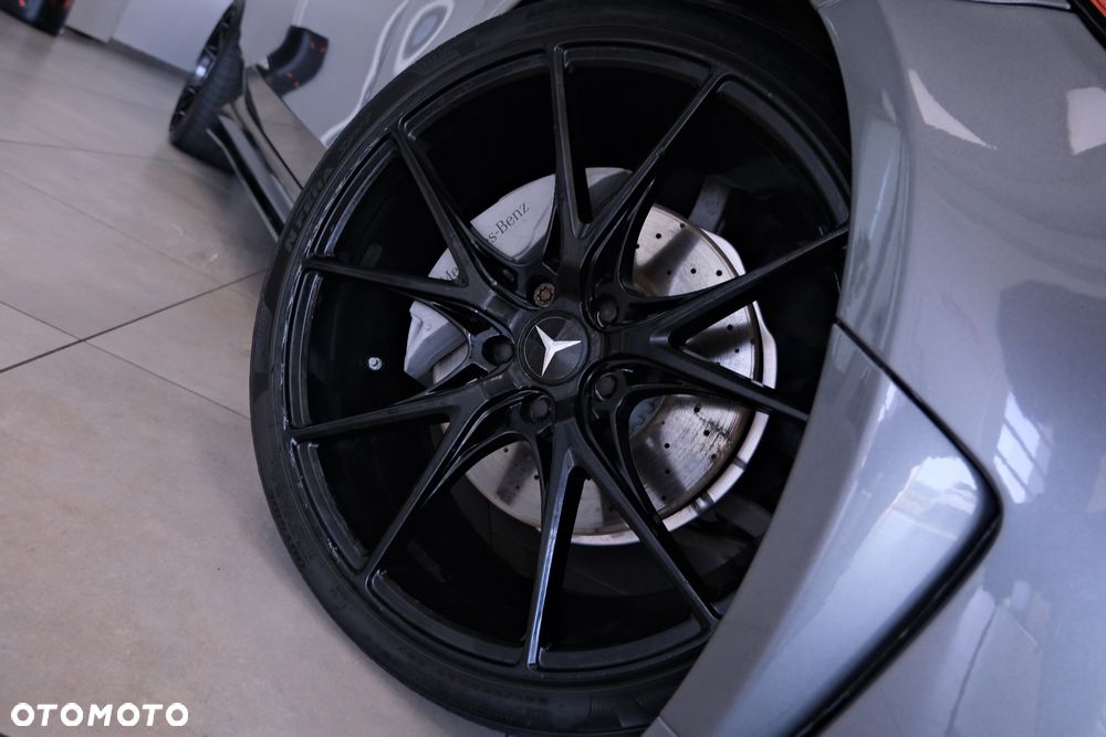 Mercedes-Benz Klasa C 300 9G-TRONIC AMG Line - 4