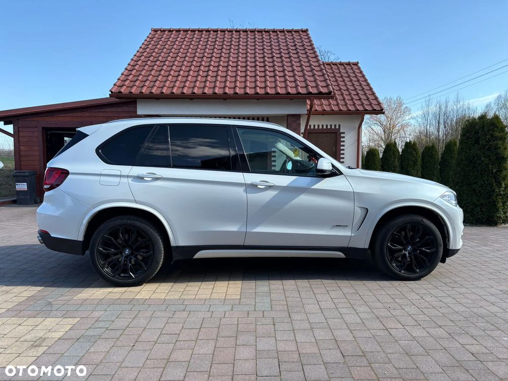 BMW X5 xDrive35i - 8