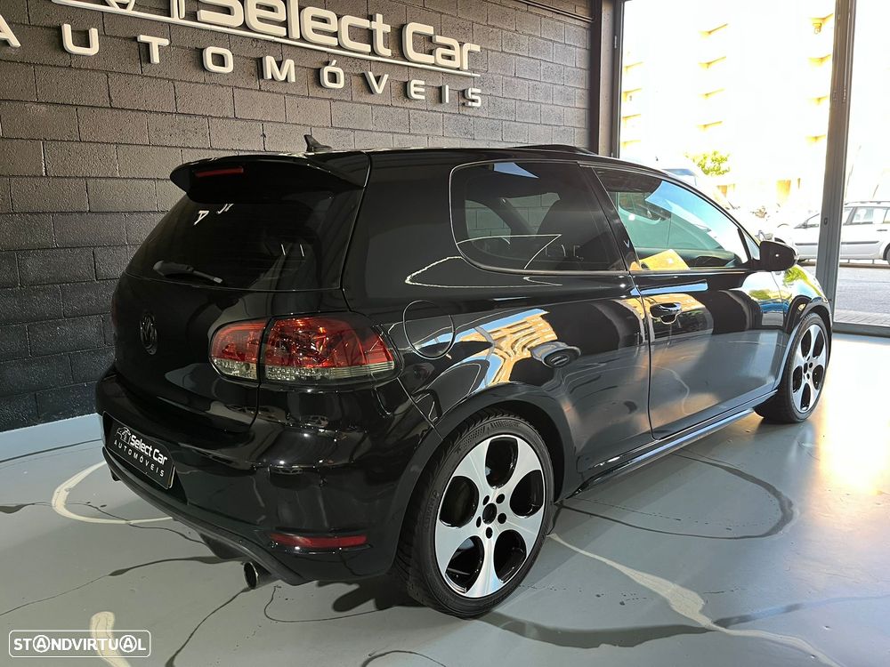 VW Golf 2.0 GTi - 8