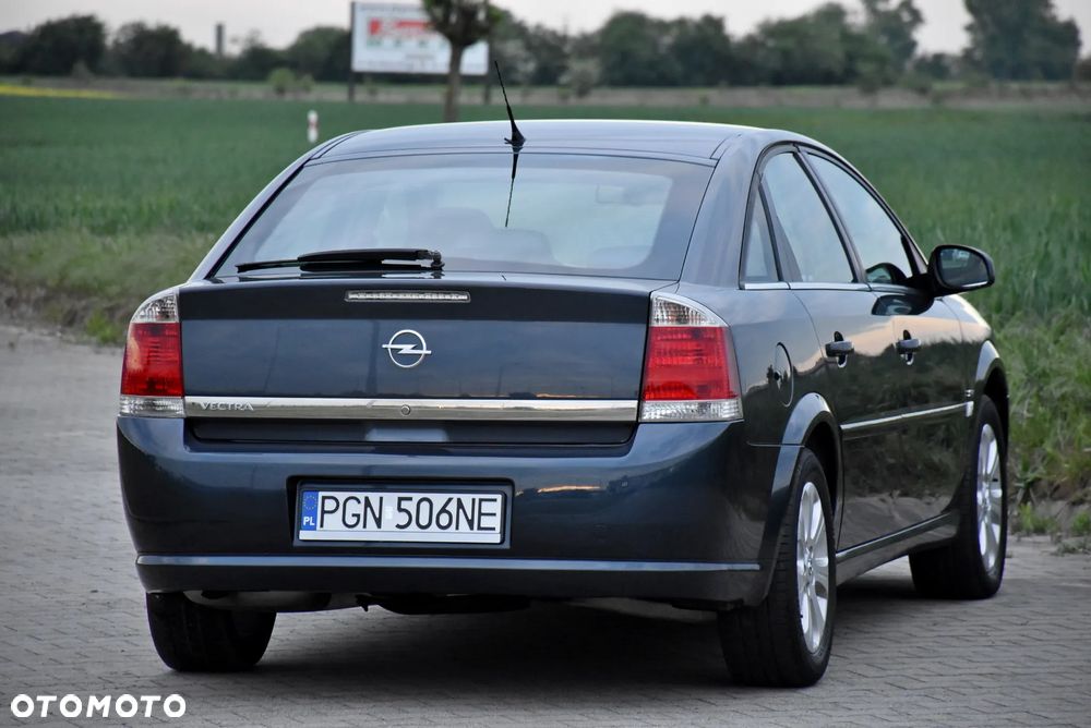 Opel Vectra 1.8 Cosmo Plus - 8