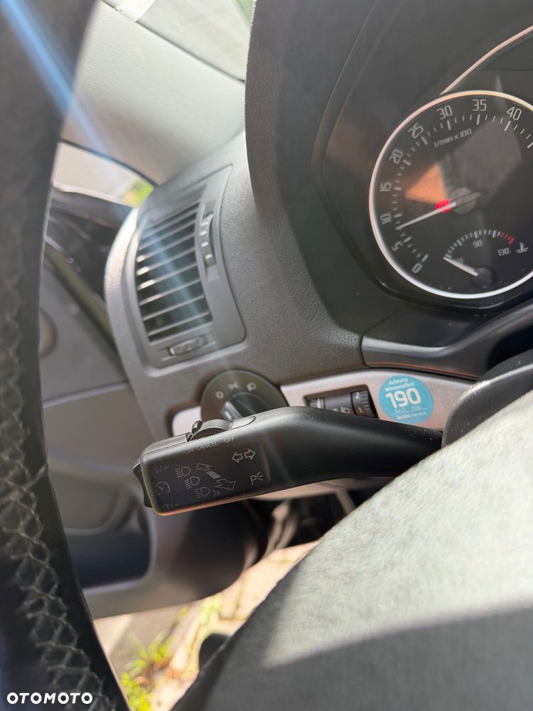Skoda Octavia 2.0 TDI Ambiente - 8