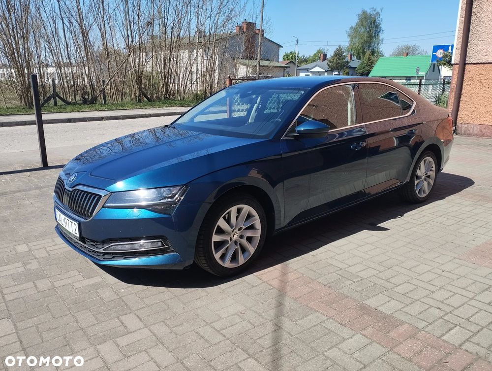 Skoda Superb 2.0 TDI SCR 4x4 Style DSG - 10