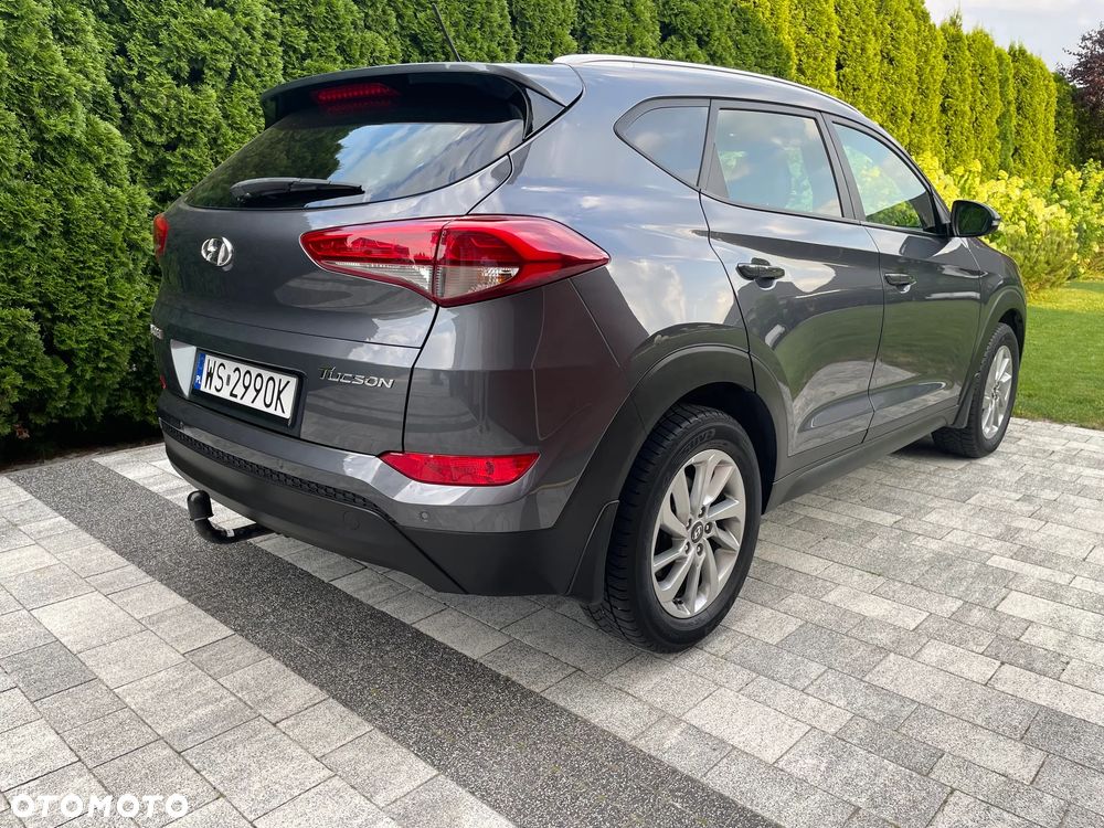 Hyundai Tucson 1.7 CRDI BlueDrive Comfort 2WD DCT - 11