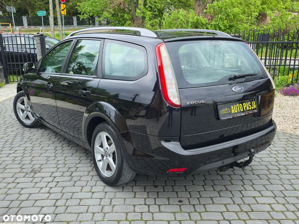 Ford Focus 1.8 Titanium - 14