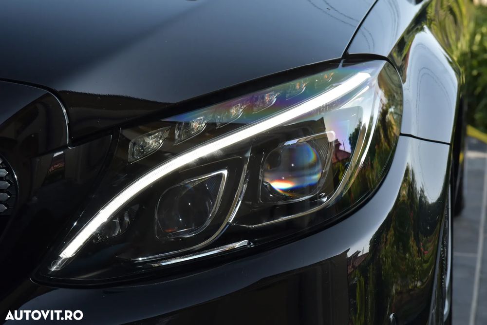 Mercedes-Benz C 220 d 4Matic T 7G-TRONIC AMG Line - 20