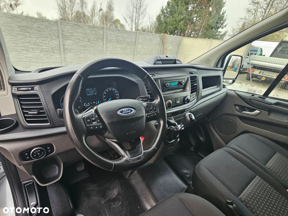 Ford TRANSIT CUSTOM - 8