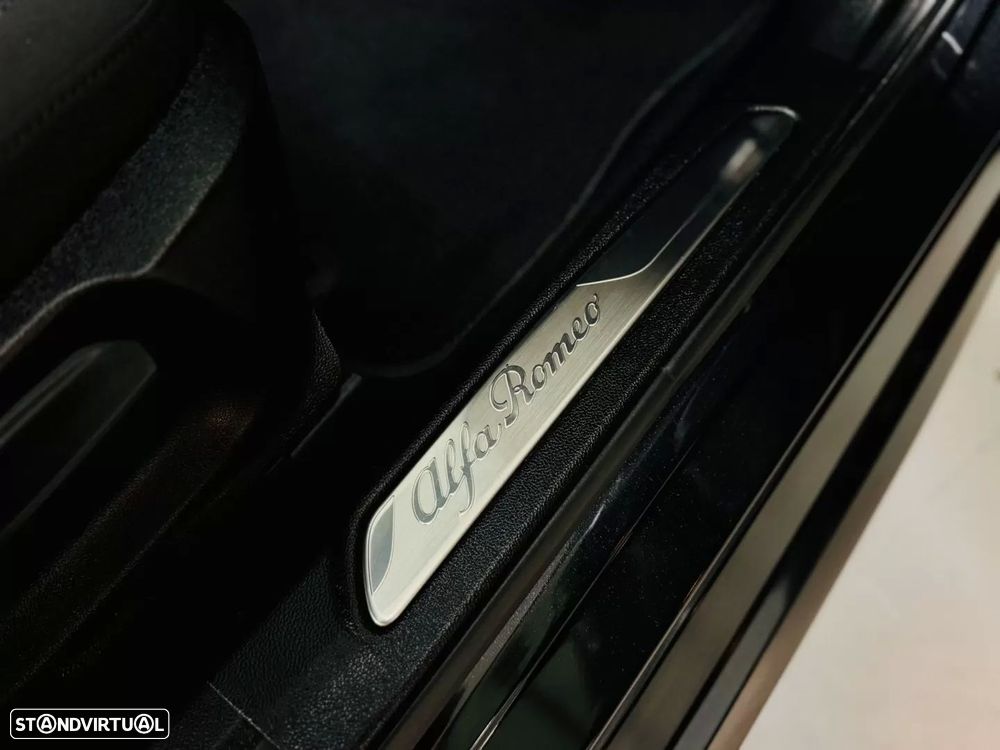 Alfa Romeo Giulia 2.2 D Super - 55