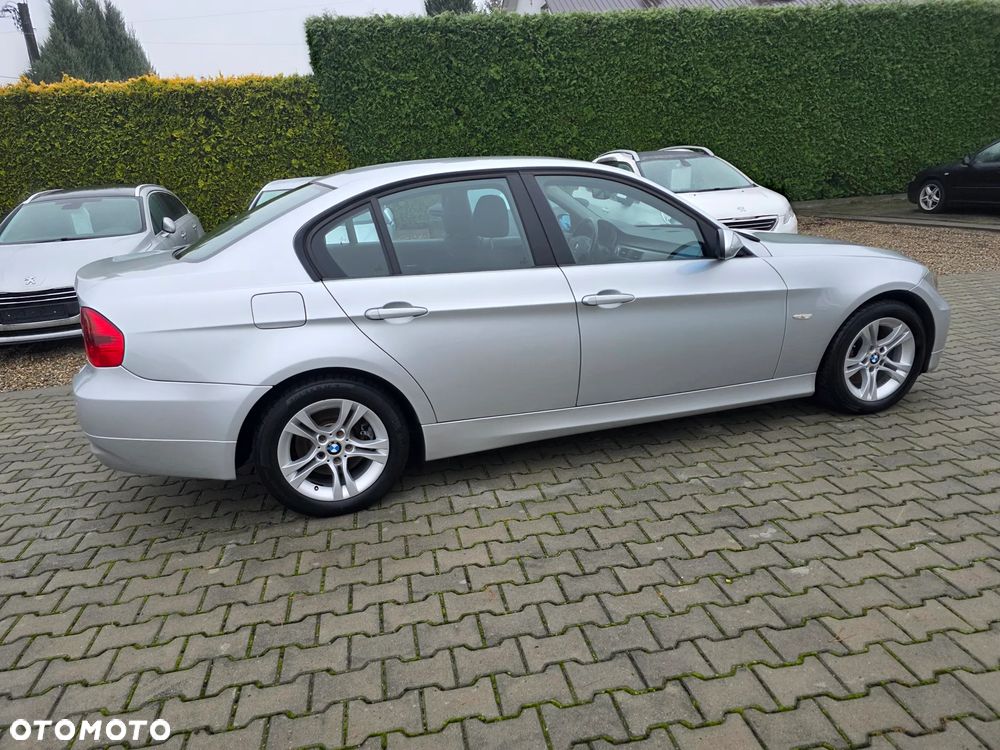BMW Seria 3 - 11