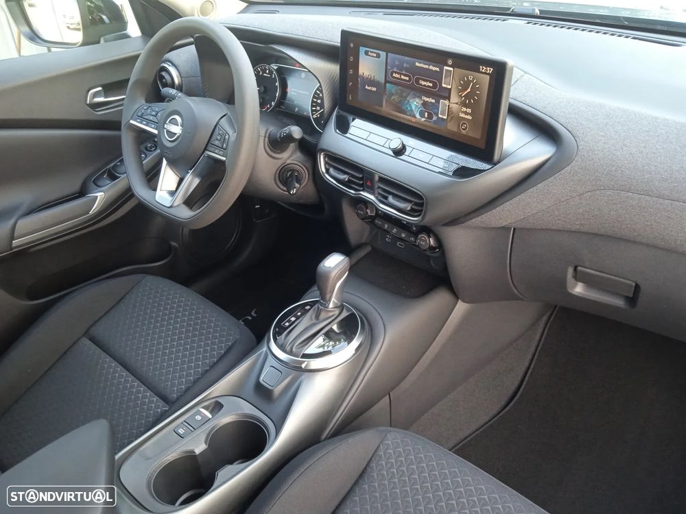 Nissan Juke 1.0 DIG-T N-Design C.Two Tone S.DCT - 31