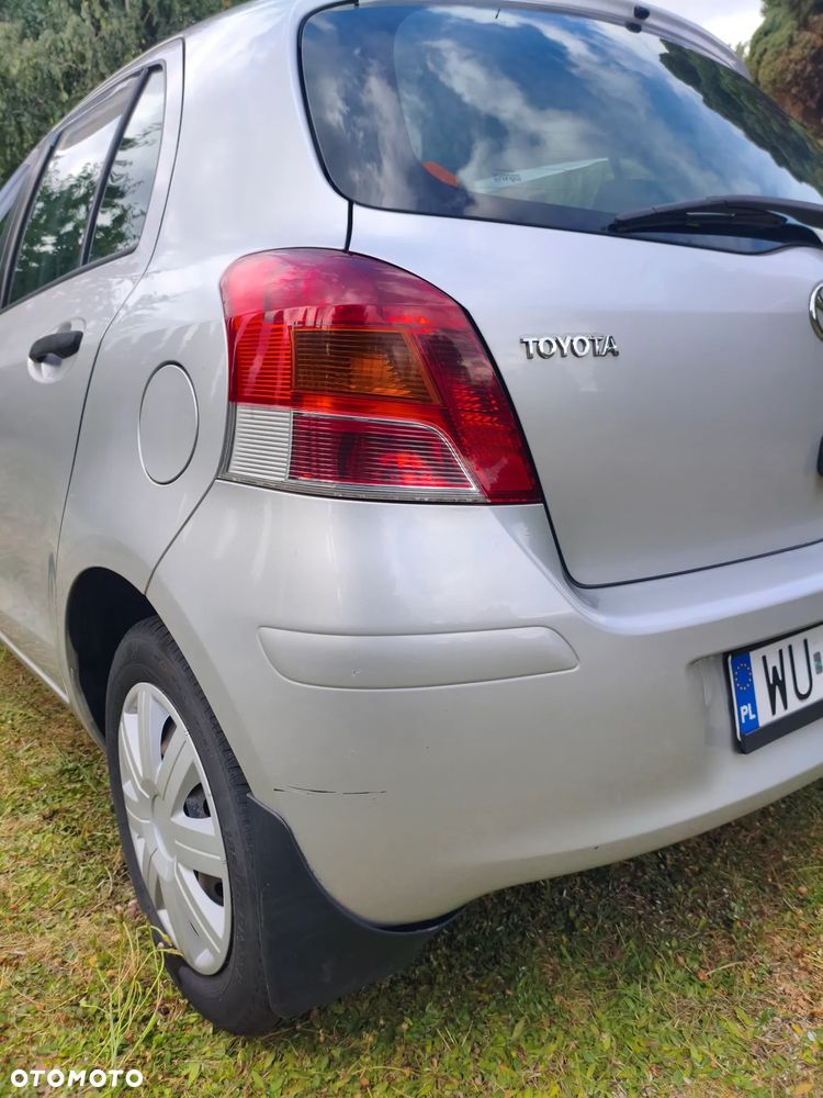 Toyota Yaris 1.33 Luna - 10