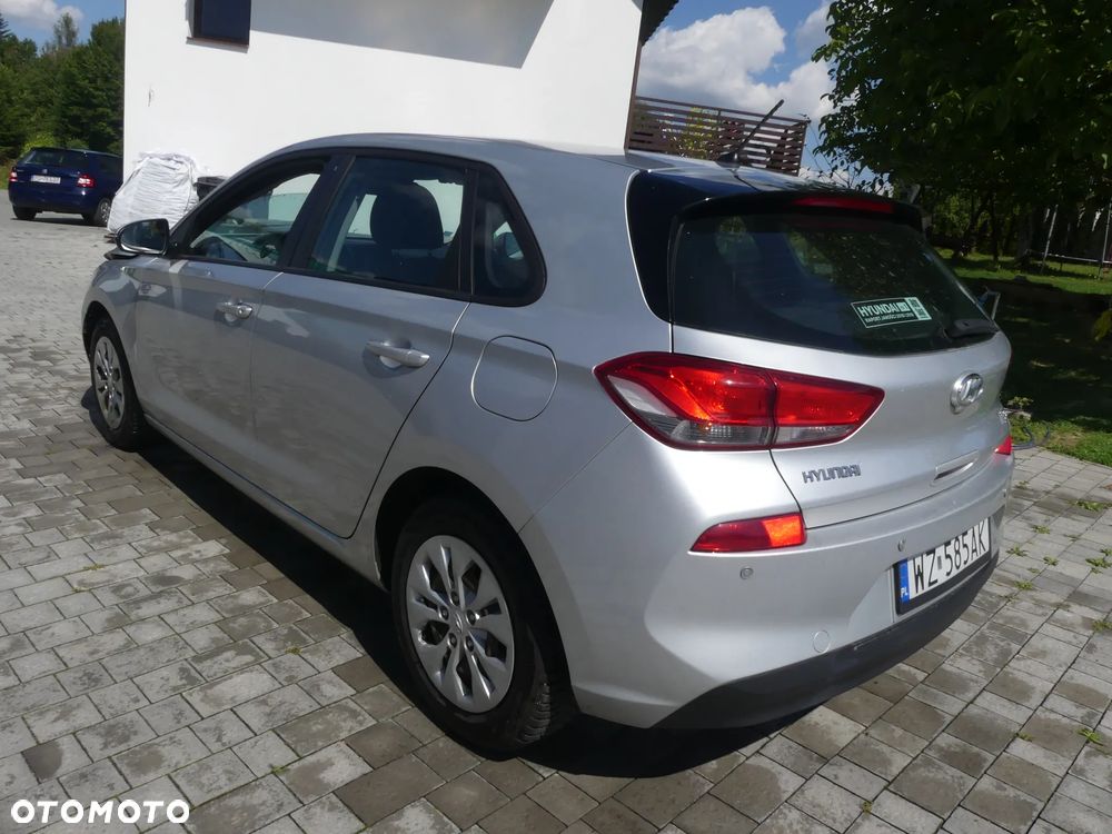 Hyundai i30 1.4 Comfort - 10