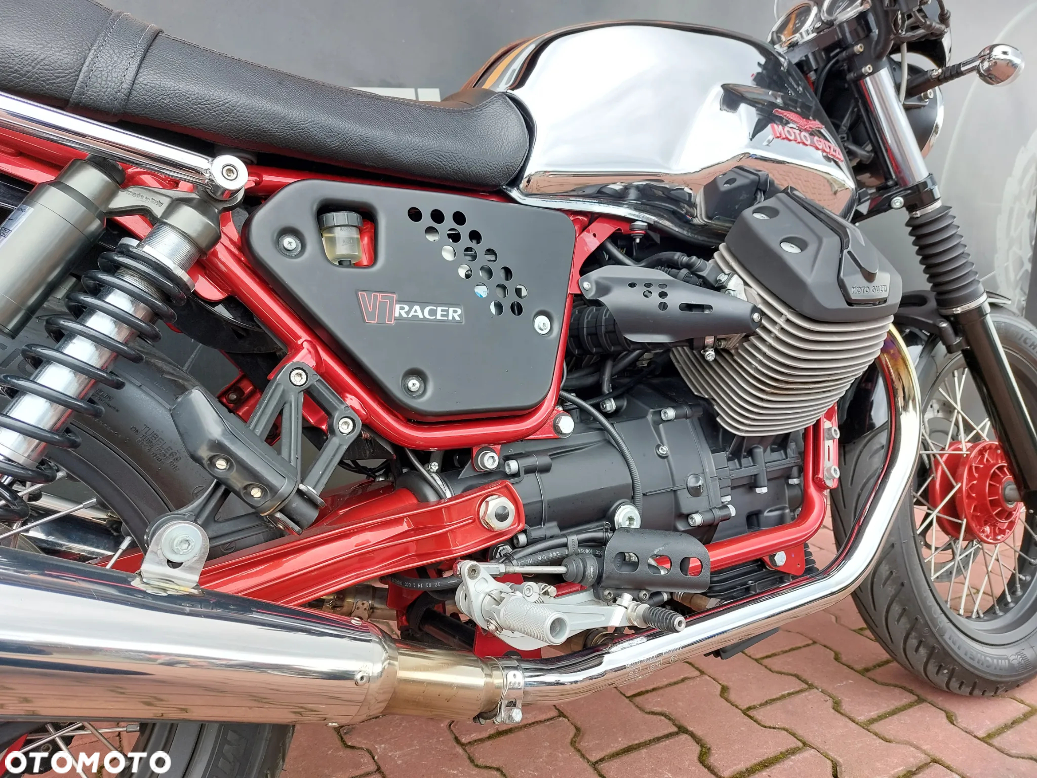 Moto Guzzi V7 - 11