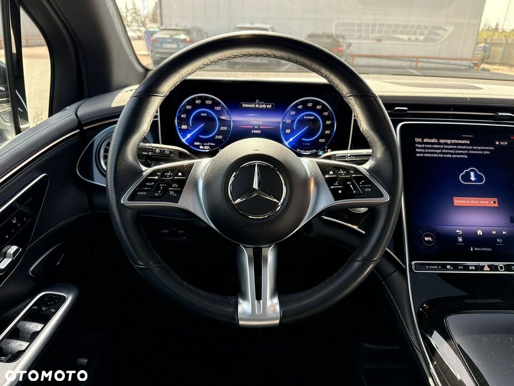 Mercedes-Benz EQE 350 89kWh 4-Matic AMG Line - 26