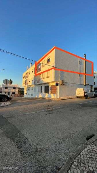Apartamento T3 com Garagem e Sótão em Alenquer - Grande imagem: 2/12