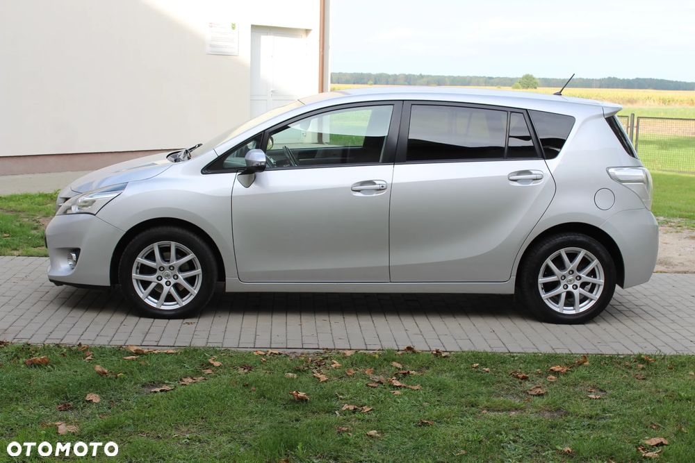 Toyota Verso 1.8 5-Sitzer Life - 10