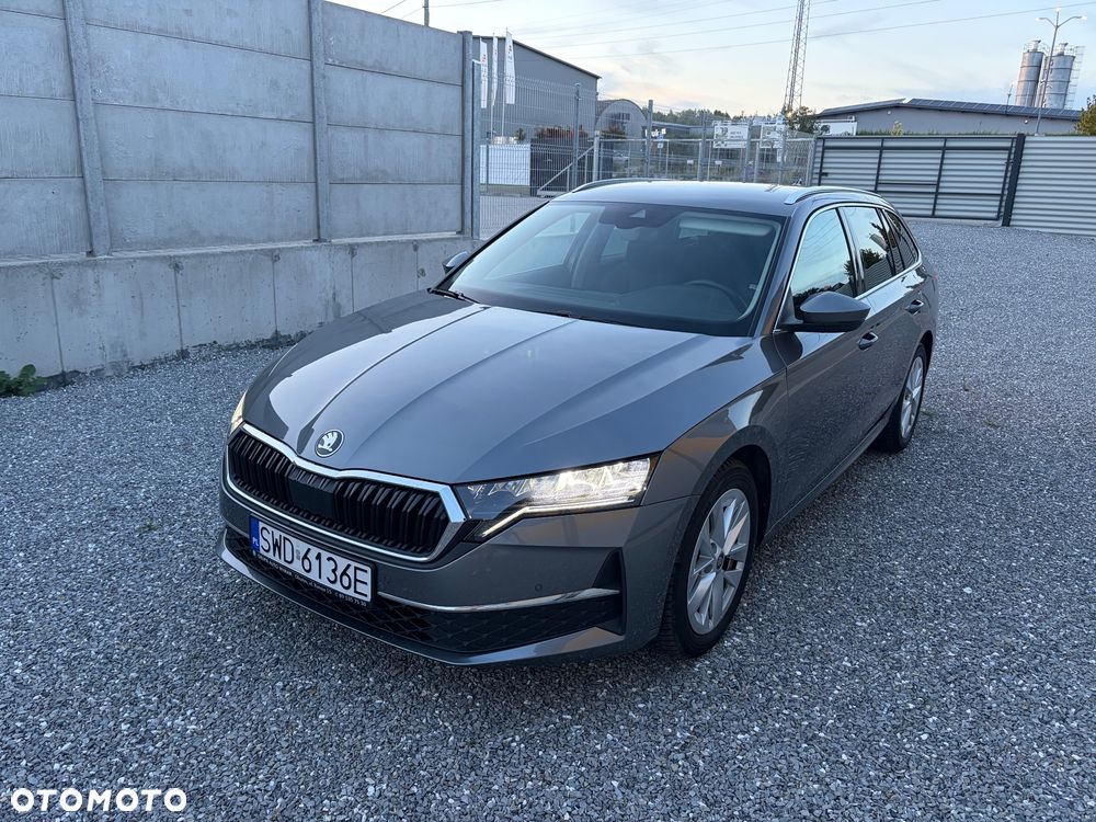 Skoda Octavia 2.0 TDI Selection DSG - 1