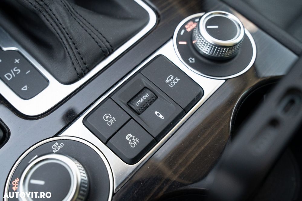 Volkswagen Touareg 3.0 V6 TDI BMT Terrain Tech - 15