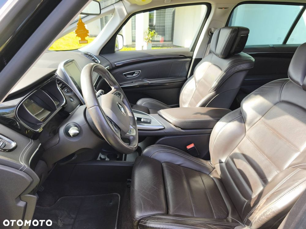 Renault Espace 1.6 dCi Energy Initiale Paris EDC 7os - 14