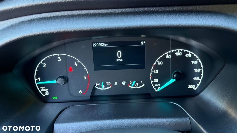 Ford Transit Custom - 16