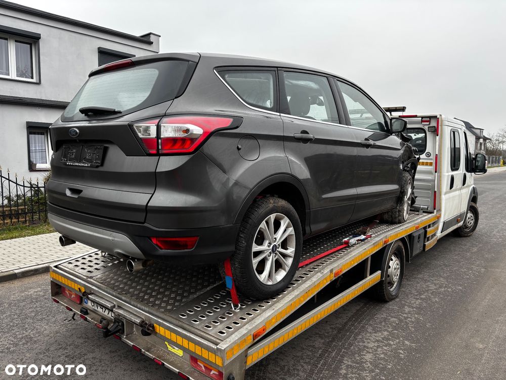 Ford Kuga 1.5 EcoBlue TITANIUM - 4