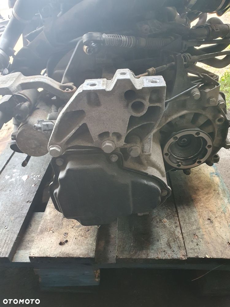 SKRZYNIA BIEGÓW LYZ VW AUDI  SEAT 1.6 TDI - 3