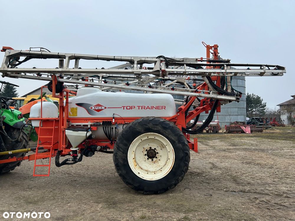 Kuhn Top Trainer - 17