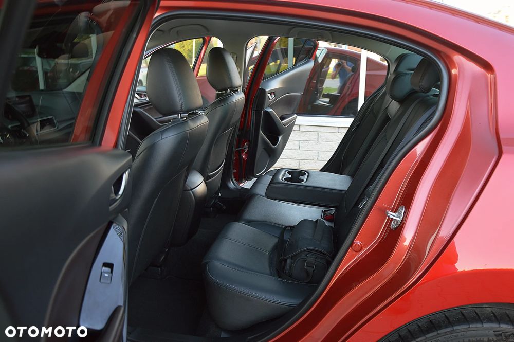 Mazda 3 1.5 D Skypassion - 8
