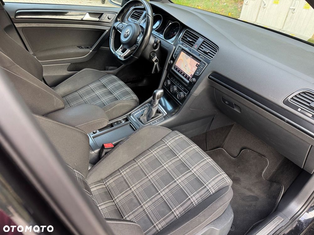 Volkswagen Golf GTD 2.0 TDI SCR DSG - 18