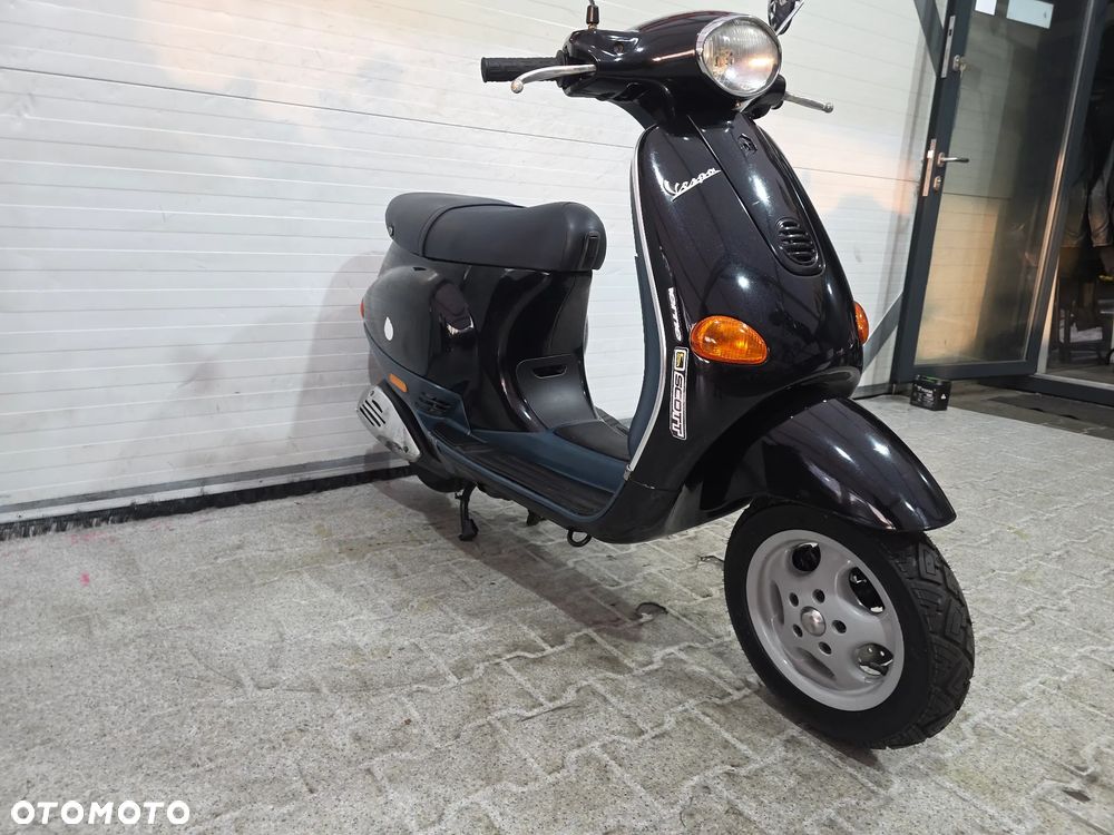 Piaggio Vespa - 4