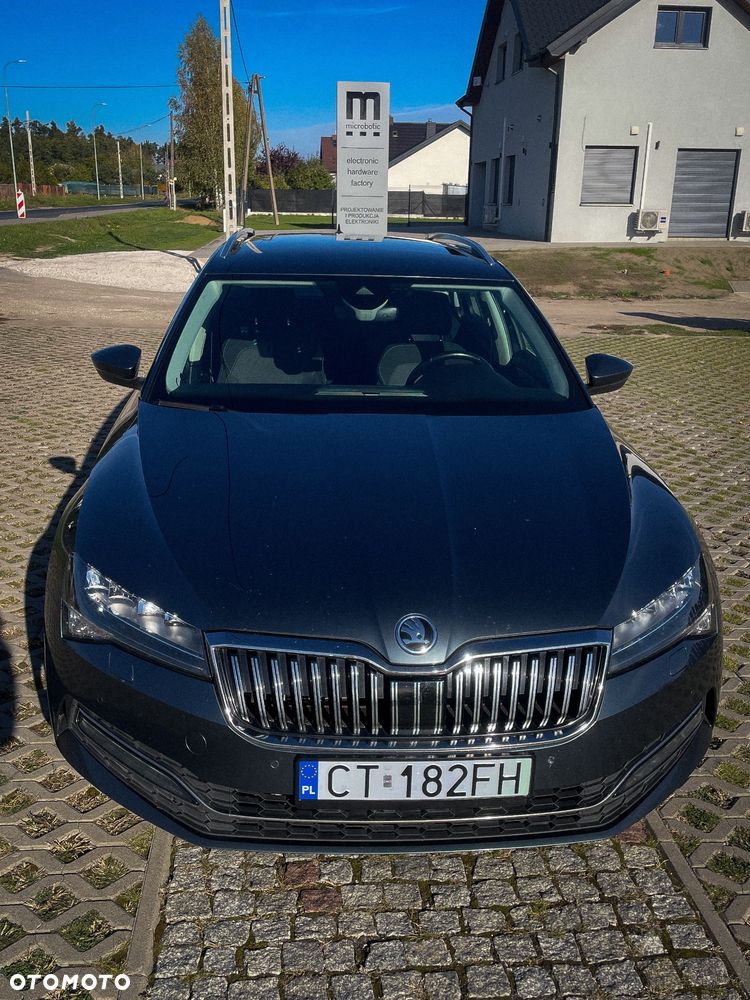Skoda Superb 2021 photo 2