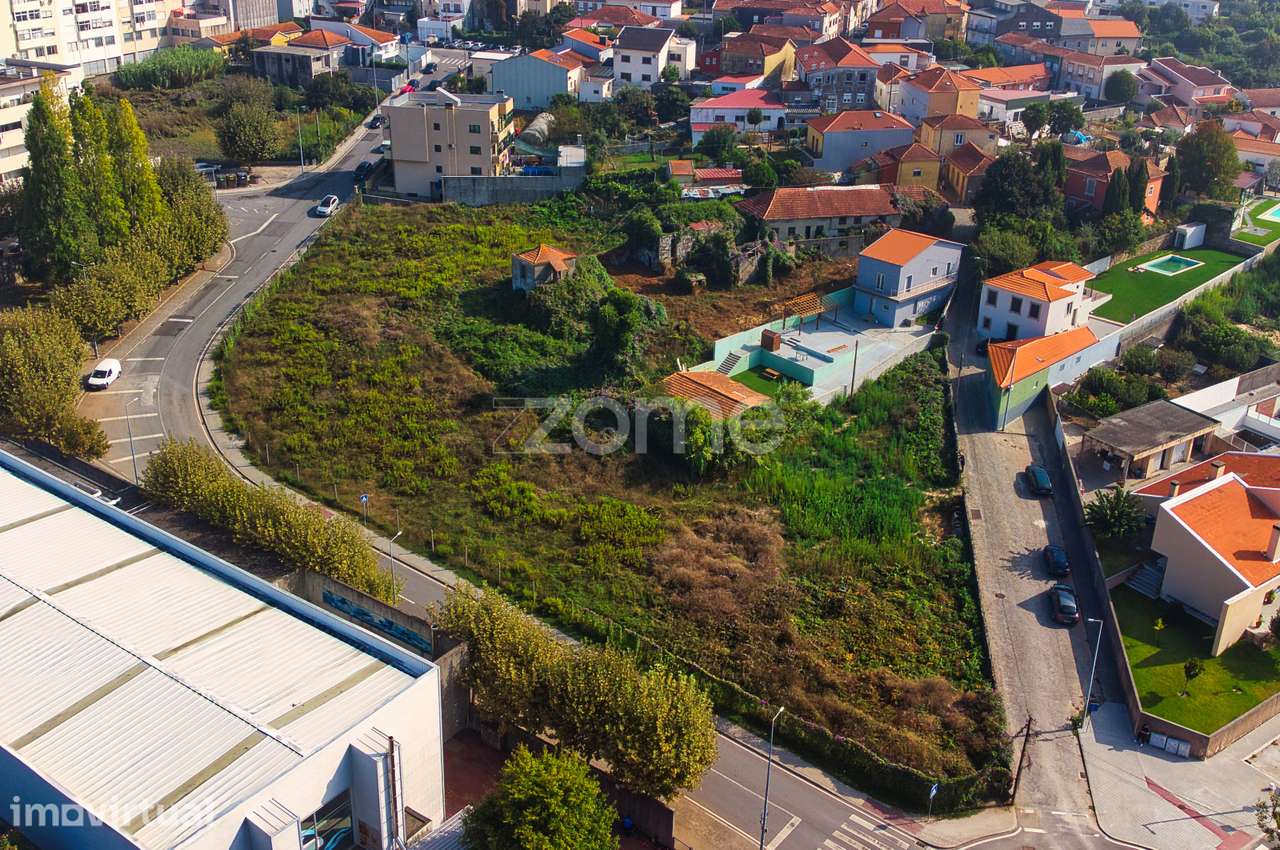 Lote de terreno p/ construção em altura com 7.000m2 - Piscinas Valb... - Grande imagem: 4/22