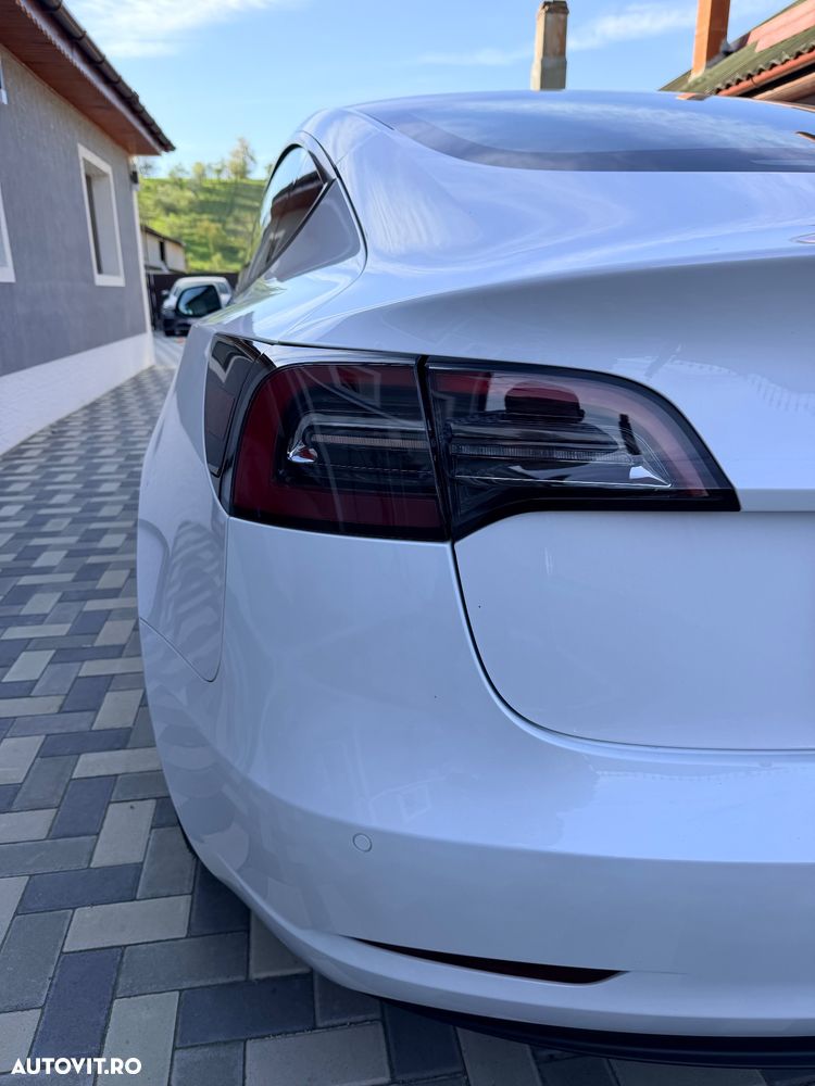 Tesla Model 3 Langstreckenbatterie Allradantrieb Dual Motor - 26