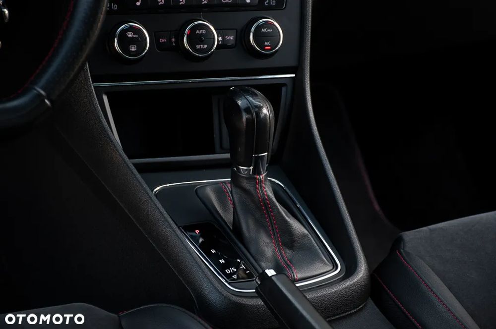 Seat Leon 2.0 TDI DPF DSG FR - 34