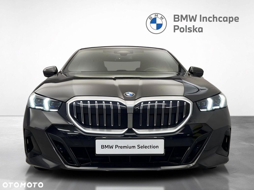 BMW Seria 5 520d xDrive mHEV M Sport - 9