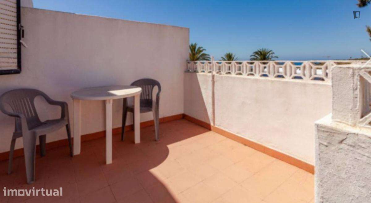 Apartamento com 3 quartos - localizado em Lagos - Grande imagem: 3/6