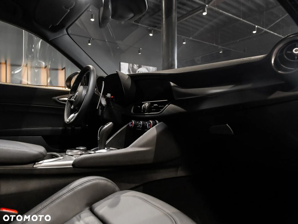 Alfa Romeo Giulia 2.0 Turbo Veloce Q4 - 3