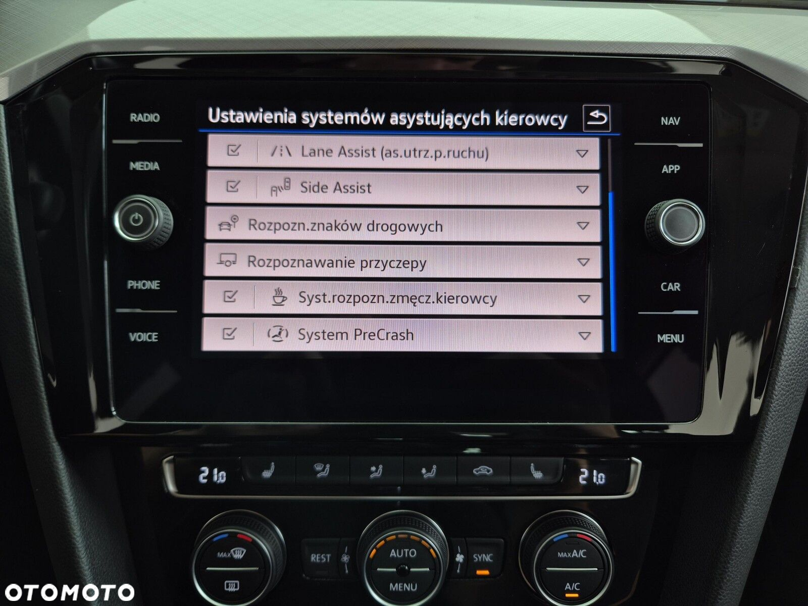 Volkswagen Passat 2.0 TDI EVO Business DSG - 27