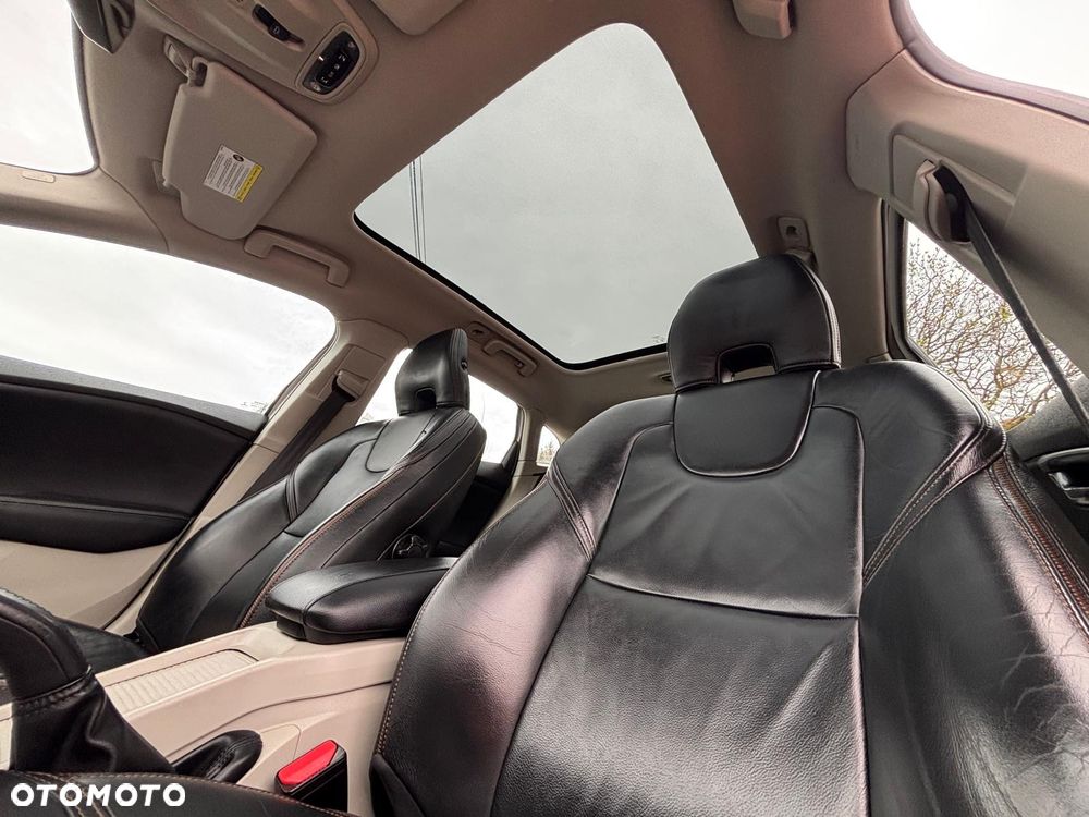 Volvo V40 D3 Ocean Race - 23