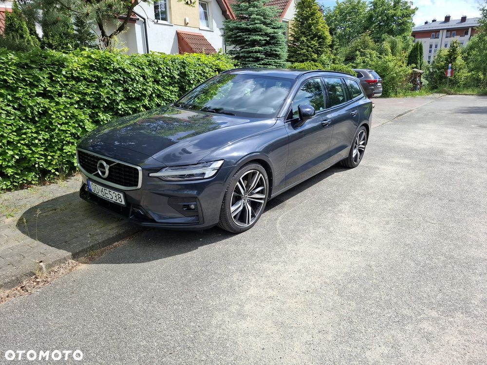 Volvo V60 D3 R-Design - 1