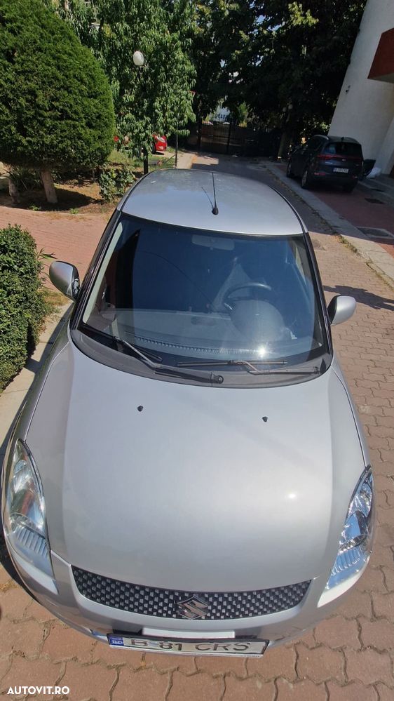 Suzuki Swift - 2