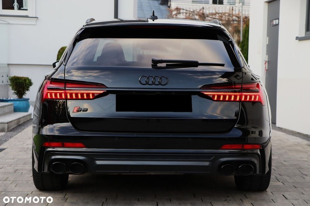 Audi S6 Avant - 10