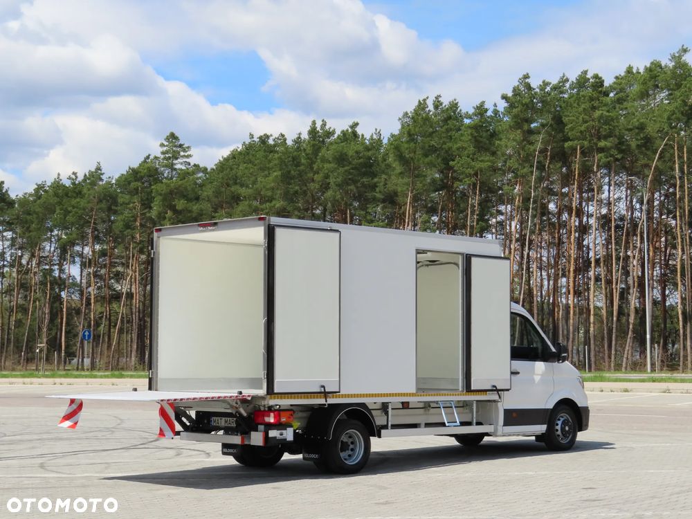Volkswagen Crafter 50 BiTDI 2.0 177 KM Mroźnia -29 st.C + Winda Załadowcza DHOLLANDIA 750 Kg UDŹWIG, Grube Ściany Chłodnia Boczne Drzwi IGLOOCAR Rozstaw Osi 4490 mm, DMC 3500 Kg, Kat. Prawa Jazdy B, Tylne Koła Bliźniacze WZMACNIANY, Tempomat, Asystent Jazdy Stan Wizualny I Techniczny NOWY Tak Jak Z Taśmy Produkcyjnej Gotowy Dostępny OKAZJA POLECAM - 23