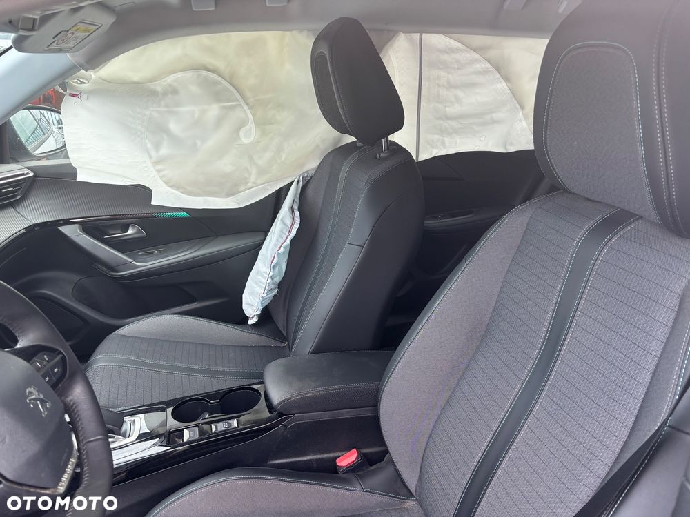 Peugeot 2008 Allure+ - 5