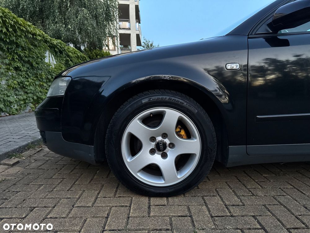Audi A4 Avant - 32