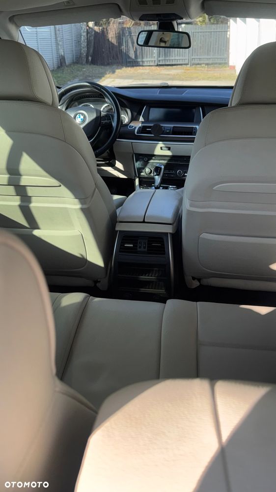 BMW 5GT 530d - 25