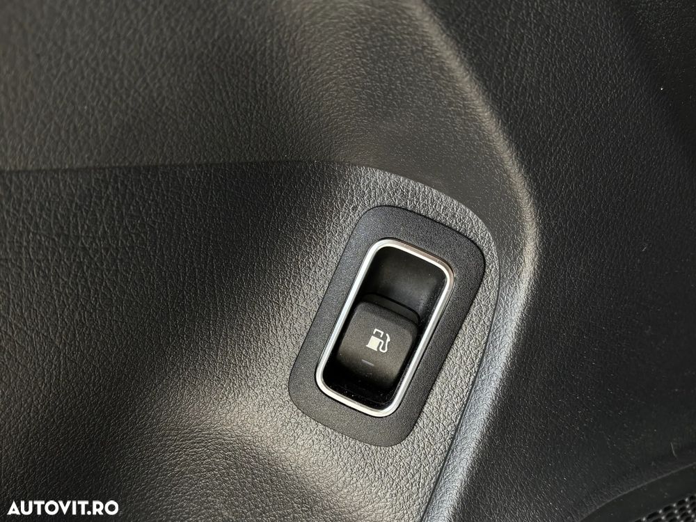 Mercedes-Benz CLA 250 - 31