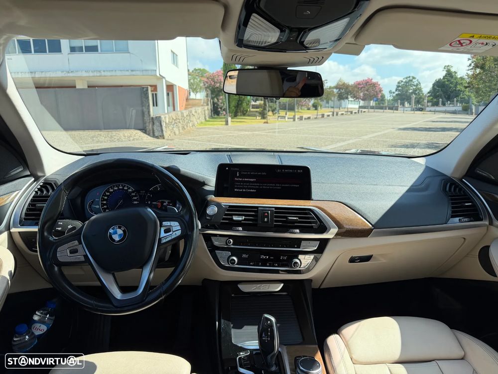 BMW X3 20 d xDrive Line Luxury - 13