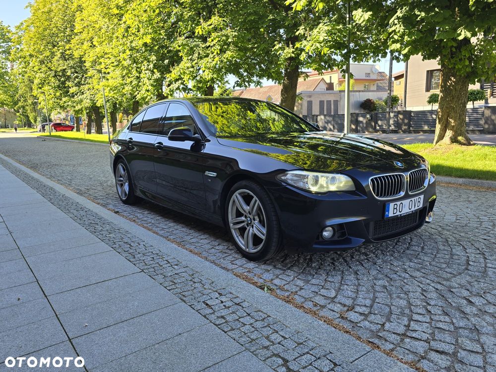 BMW Seria 5 520d xDrive Luxury Line - 12